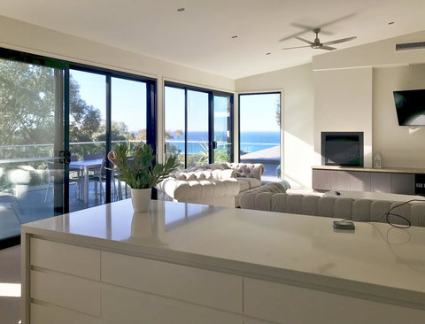 Lorne Sea View Terrace House - Stayed 3