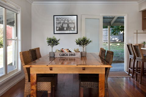 Della Fonte - Stays Accommodation 9