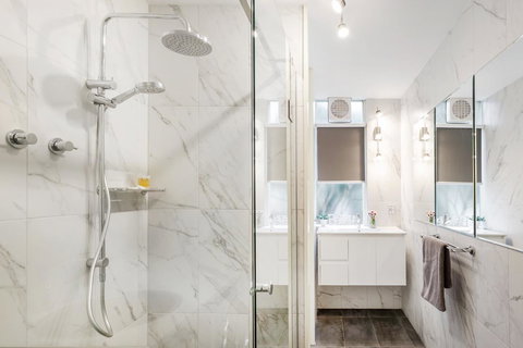 Melbourne Villa - Stayed 25