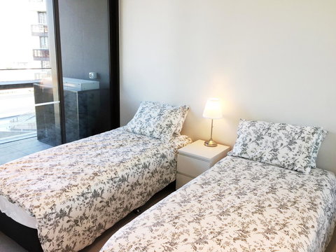 Auzzie Apartments Docklands, Melbourne - Stays Accommodation 28