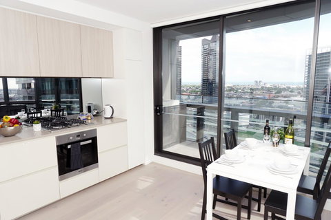 Auzzie Apartments Docklands, Melbourne - Stays Accommodation 32