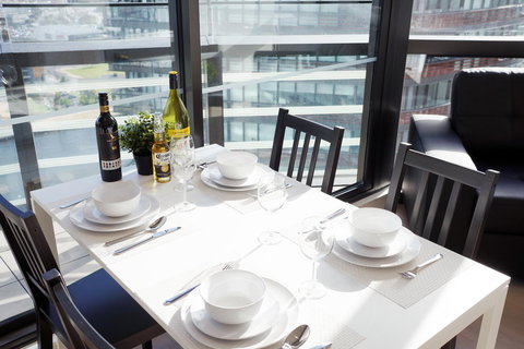 Auzzie Apartments Docklands, Melbourne - Stays Accommodation 31