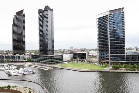 Auzzie Apartments Docklands, Melbourne - Stays Accommodation 17