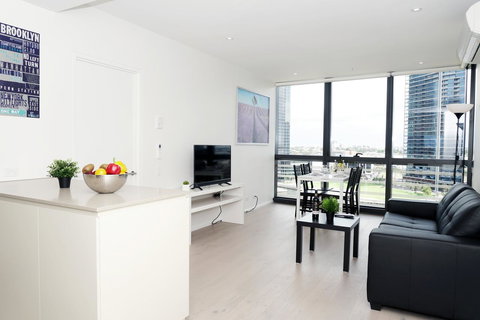 Auzzie Apartments Docklands, Melbourne - Stays Accommodation 25