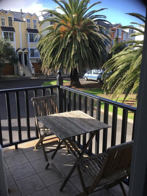 At The Beach Apartments - Stayed 10