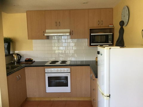 At The Beach Apartments - Stayed 8