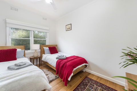 Hillside House - Stayed 5