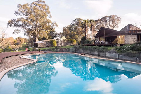 Kangaroo Manor - Stayed 26