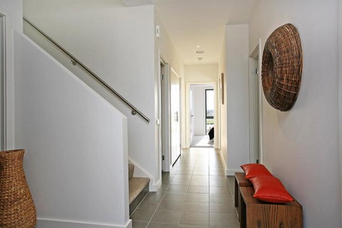 1 Pebble Place - Stayed 6