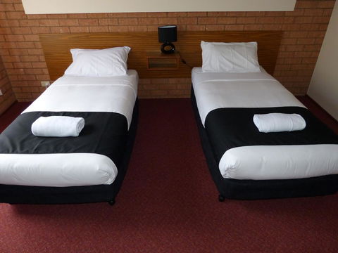 Blue Whale Motor Inn & Apartments - Stayed 29