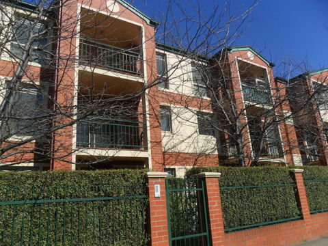 Australian Home Away @ Box Hill 2 Bedroom - Stayed 1