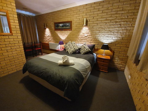 Allamar Motel - Stayed 5