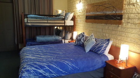 Allamar Motel - Stayed 25