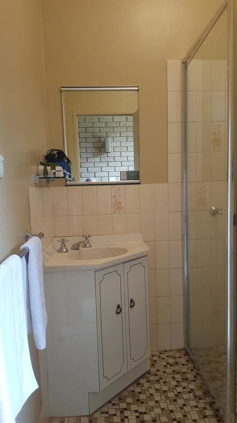 Allamar Motel - Stayed 34