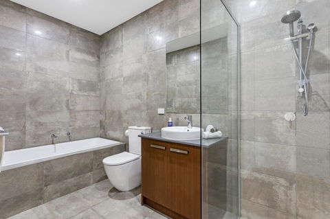 Biggs Villas Melbourne - Stays Accommodation 5