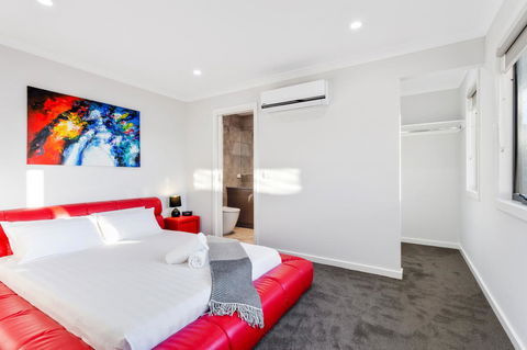 Biggs Villas Melbourne - Stays Accommodation 7