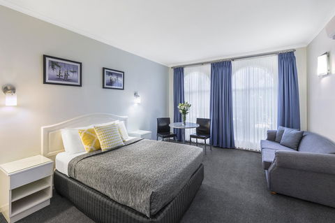 Cathedral Motor Inn - Stayed 0