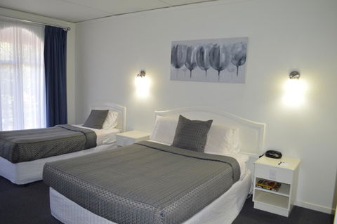 Cathedral Motor Inn - Stayed 9