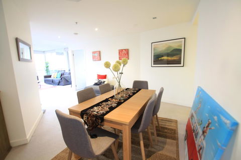 Nest-Apartments On QV - Stayed 17