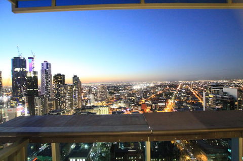 Nest-Apartments On QV - Stayed 25