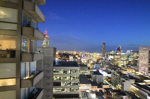 Nest-Apartments On QV - Stayed 27