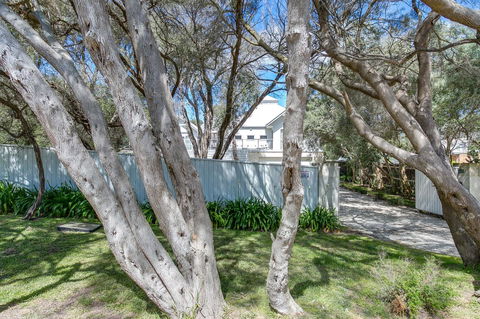 Perfect Blairgowrie Beach House - Stays Accommodation 16