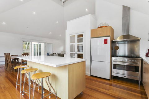 Perfect Blairgowrie Beach House - Stays Accommodation 3