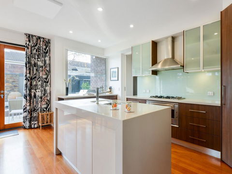 Boutique Stays - Maple On Kent - Stayed 4