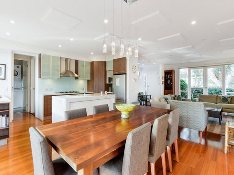 Boutique Stays - Maple On Kent - Stayed 3
