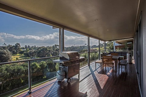 Saltwater Breeze Retreat - Stayed 25