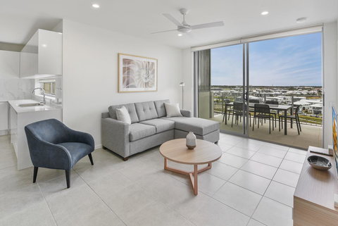 Aquarius Kawana - Stays Accommodation 6