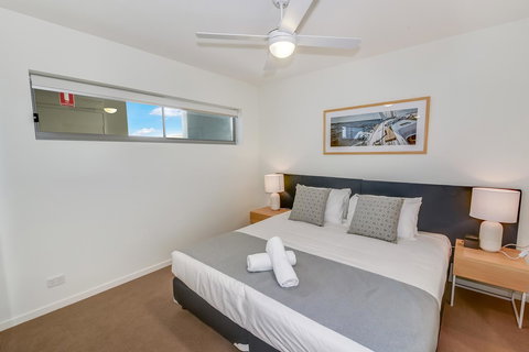 Aquarius Kawana - Stays Accommodation 32