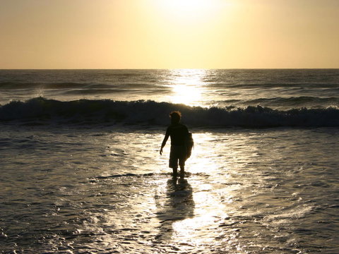 La Mer Sunshine Beachfront - Stays Accommodation 15