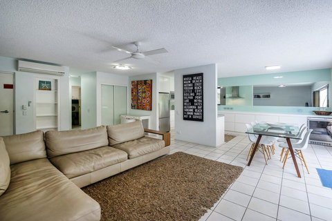 Sunseeker Holiday Apartments - Stayed 33