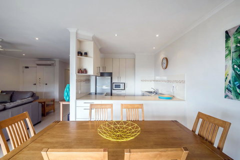 Sunseeker Holiday Apartments - Stayed 43