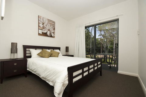 Woodville Beach Townhouse 6 - Stayed 12