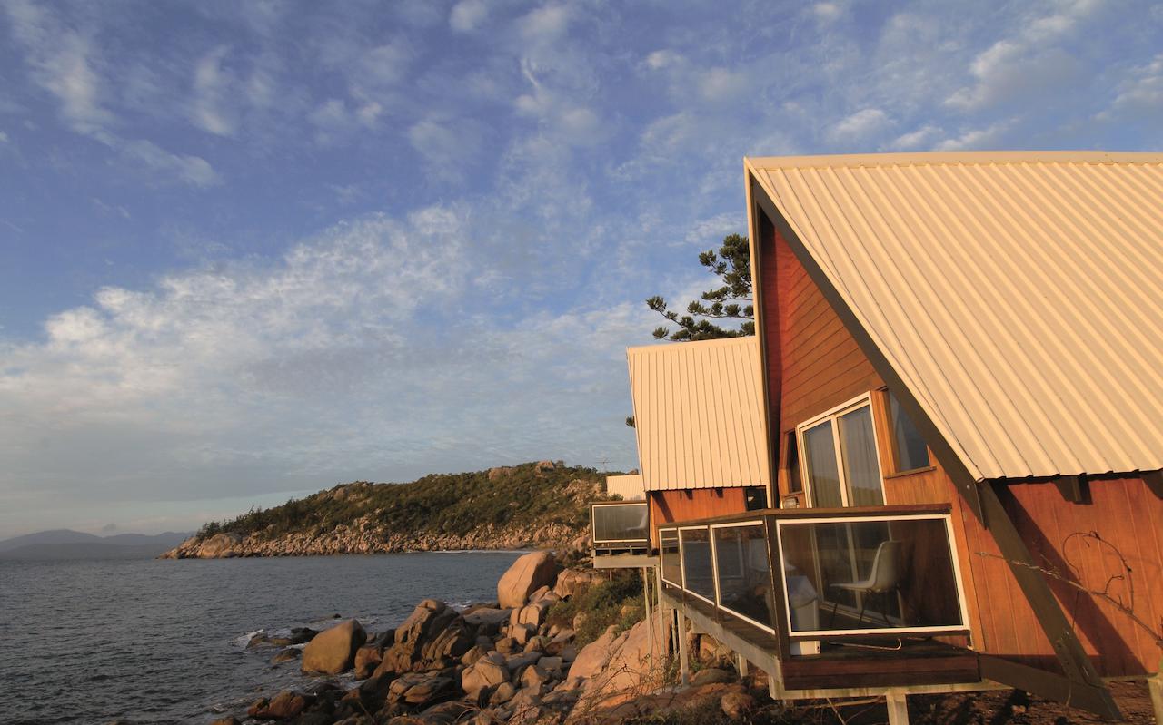 Nelly Bay QLD Stays Accommodation