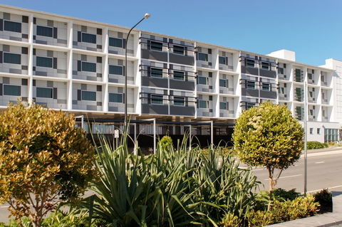 Mercure Sunshine Coast Kawana Waters - Stayed 27