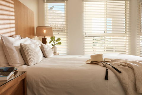 Sea Change Beachfront Apartments - Stayed 6