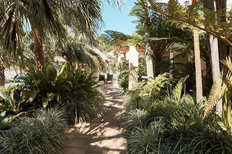 Sea Change Beachfront Apartments - Stayed 19