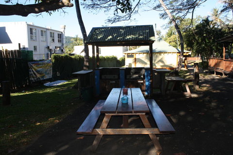 Nomads Airlie Beach - Stayed 31