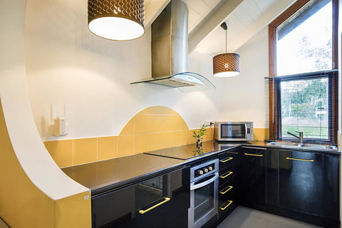 Airlie Beach Eco Cabins - Adults Only - Stayed 19