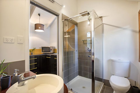 Airlie Beach Eco Cabins - Adults Only - Stayed 30