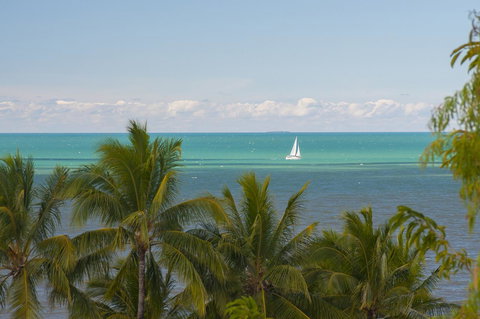 On The Beach Apartments - Stayed 15