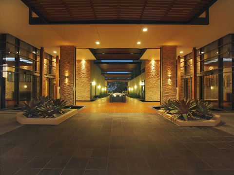 Oaks Redcliffe Mon Komo Suites - Stayed 15
