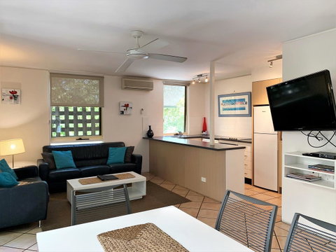 The Hastings Beach Houses - Stays Accommodation 9