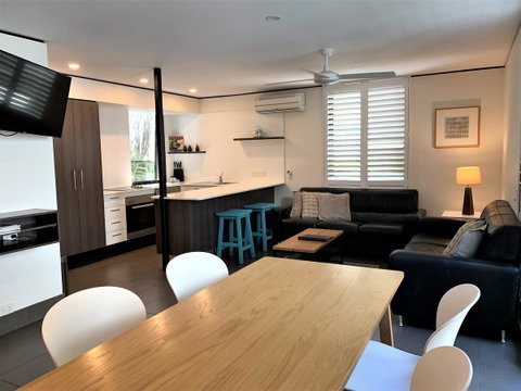 The Hastings Beach Houses - Stays Accommodation 7