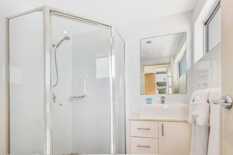 Redvue Holiday Apartments - Stayed 7