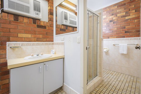 The Beach Motel Hervey Bay - Stays Accommodation 42