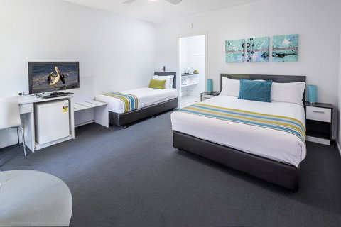 The Beach Motel Hervey Bay - Stays Accommodation 2